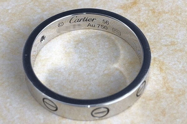 泛黄的卡地亚戒指大概能回收多少钱