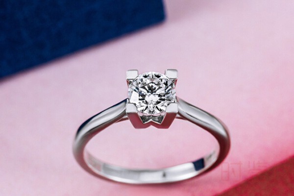 70分求婚钻石戒指