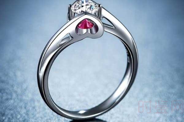 一克拉的钻石戒指需要多少钱才能买下来